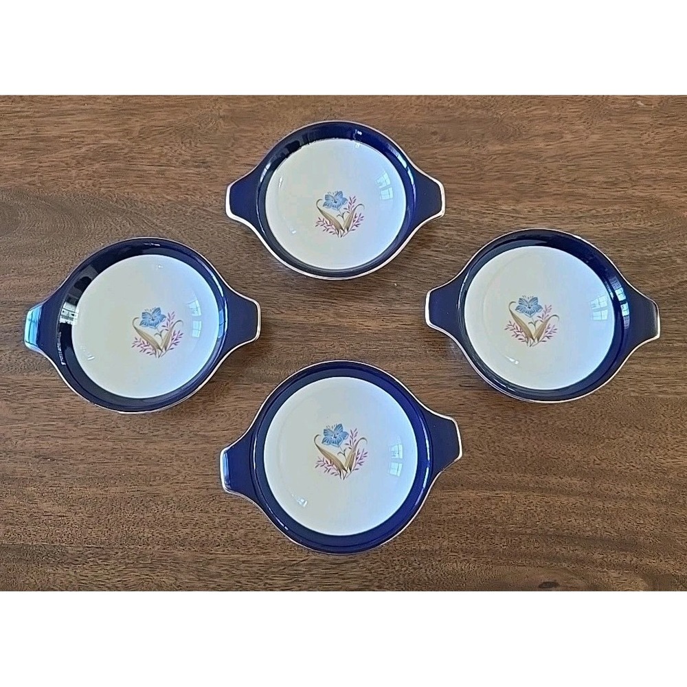 VTG Taylor Smith Taylor Cobalt Blue/Gold Center Flower Lugged Bowls (Set of 4)